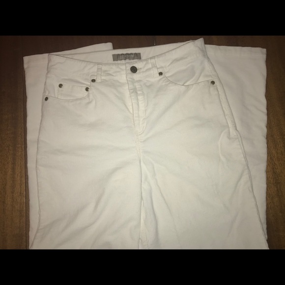 Croft & barrow five pocket white corduroy stretch pants - Picture 3 of 3